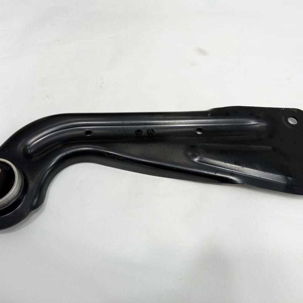 Braço Facão Traseiro Direito Audi Q3 2020 5q0501052ba