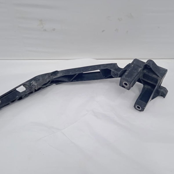 Guia Suporte Do Farol Direito Audi Q3 2015