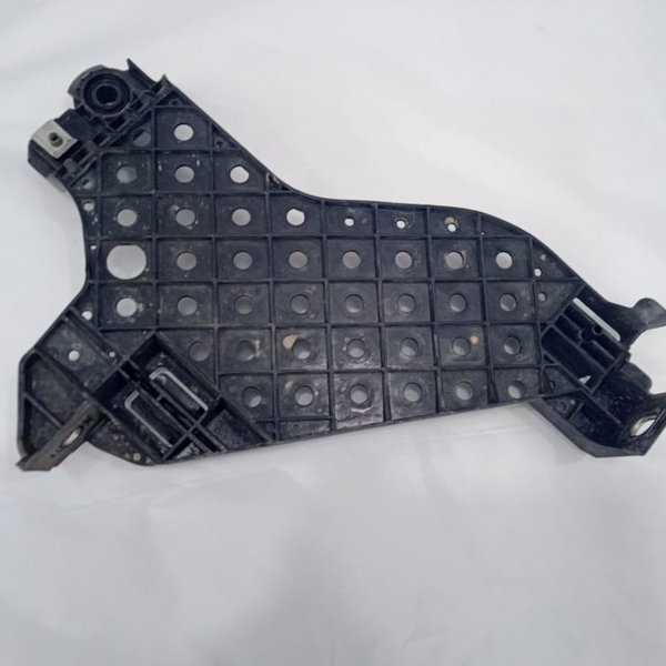 Guia Base Do Farol Esquerdo Audi Q3 2015