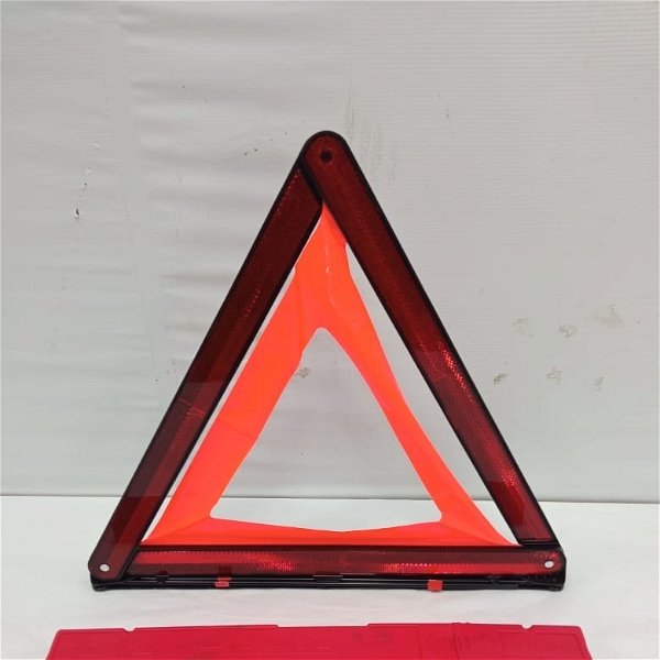Triângulo Segurança Audi Q3 2015 8kd860251
