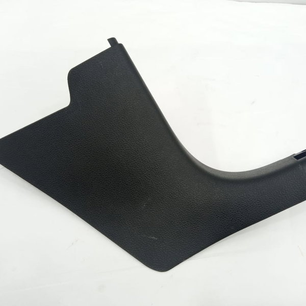 Soleira Dianteira Direita Vw Jetta 2017 5c7863484