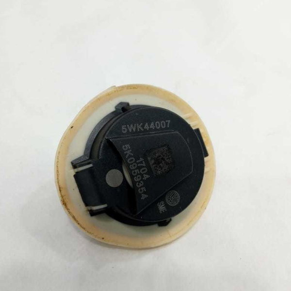 Sensor Airbag Porta Dianteira Direita Vw Jetta Tsi 2017