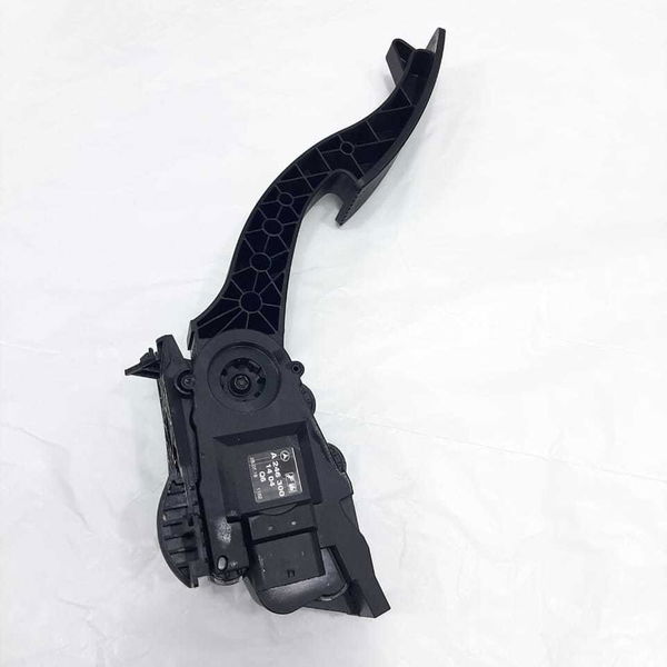 Pedal Acelerador Mercedes Cla 200 2018       