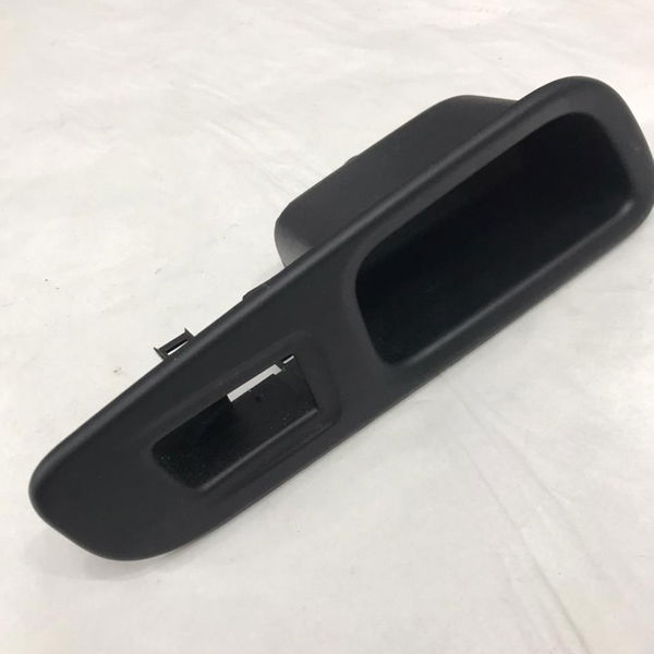 Suporte Botão Comando Vidro Traseiro Direito Renegade 2019