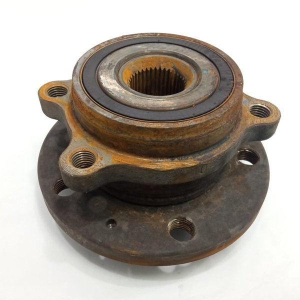 Cubo Roda Dianteiro Direito Audi Q3 2.0 2015