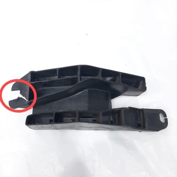 Suporte Painel Mercedes Benz Cla 180 2018 Detalhe