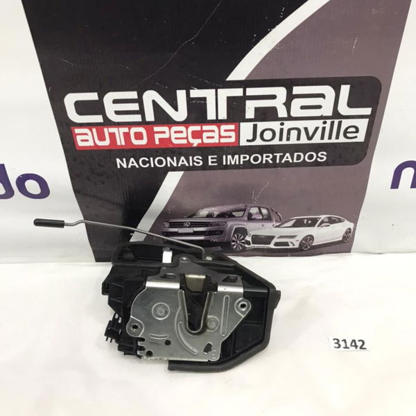 Fechadura Porta Traseira Direita Bmw 118i 2012 A053702