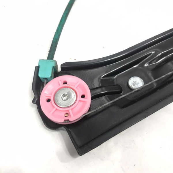 Máquina De Vidro Dianteira Esquerda Bmw 118i 2012 71.015.003