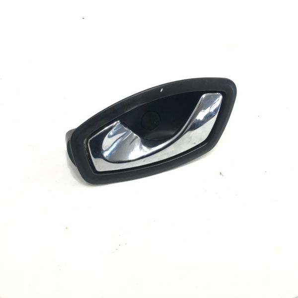 Maçaneta Traseira Esquerda Renault Fluence 2013