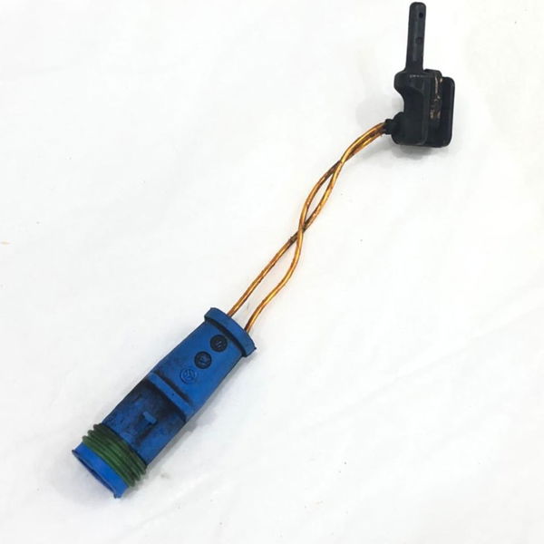 Sensor Pastilha Freio Dianteiro Esq. Mercedes Cla180 2018