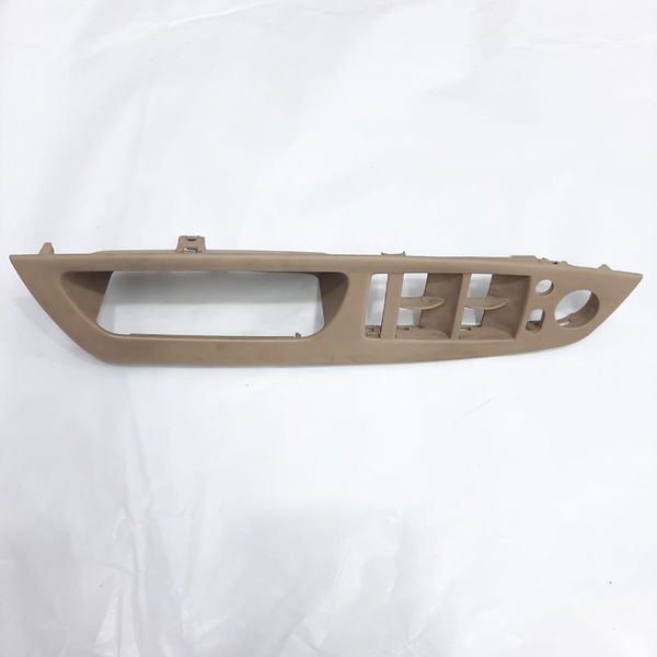 Moldura Comando Vidro Dianteiro Esquerdo Bmw X6 2012
