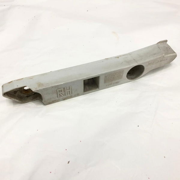 Guia Direito Parachoque Dianteiro Ford Focus 2012