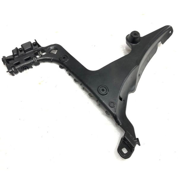 Guia Direito Párachoque Audi A3 Sportback 2008