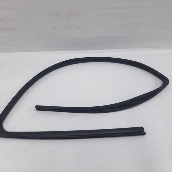 Borracha Porta Dianteira Direita Hyundai Ix35 2016 Usado