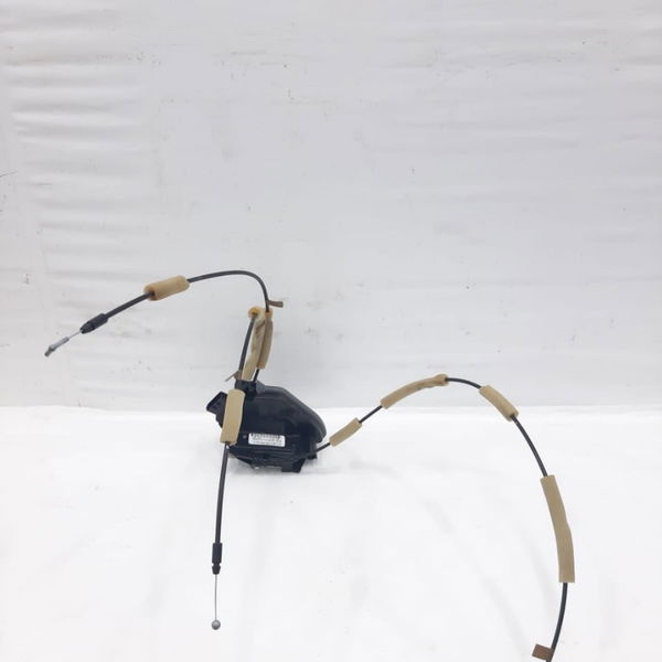 Fechadura Porta Traseira Esquerda Kicks 2018 82501a5rb0a