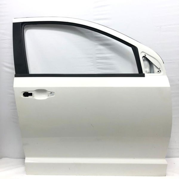 Porta Lata Dianteira Direita Fiat Freemont 2014 Usado
