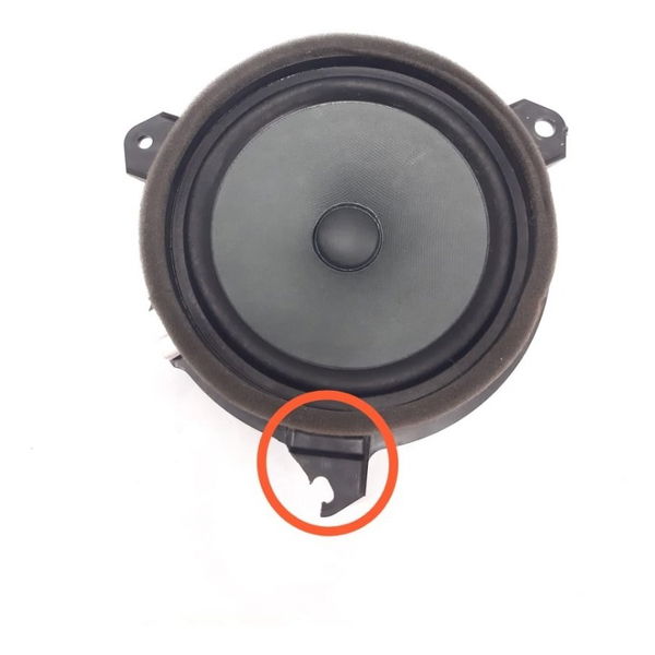 Alto Falante Porta Traseira Direita Rav4 2018 Detalhe