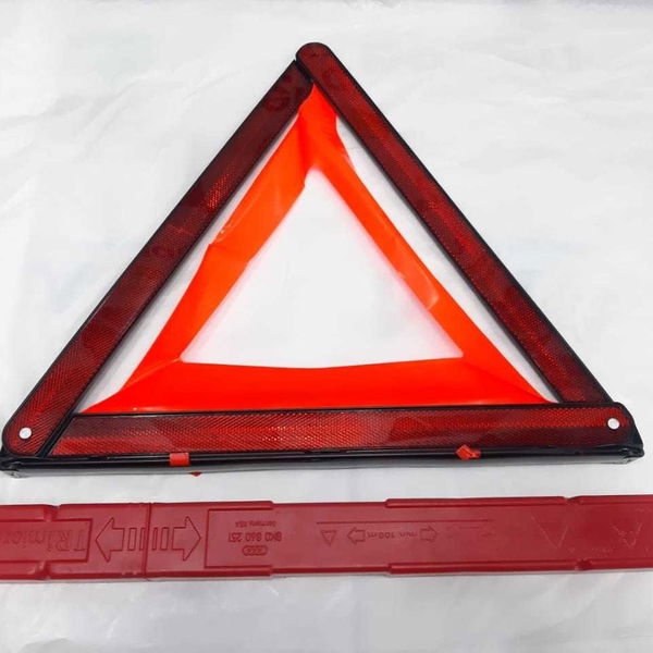 Triângulo Sinalização Audi A1 1.4 2013 2014