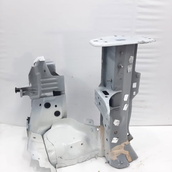 Longarina Caixa Roda Esquerda Fiat Toro 2.0 Diesel 2019 2020
