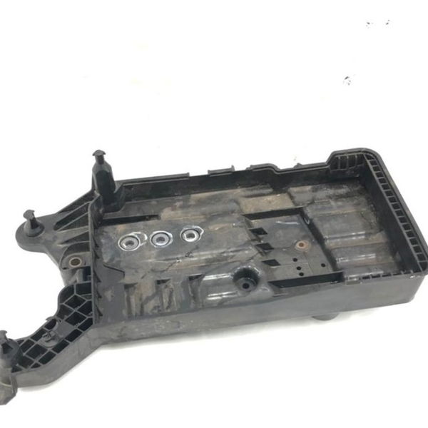 Suporte Caixa Bateria Tiguan 2020 Usado P/no 5qf915321c