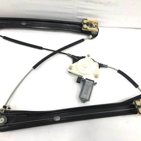 Máquina Vidro Dianteira Esquerda Tiguan 2020 Usado 5nn837461