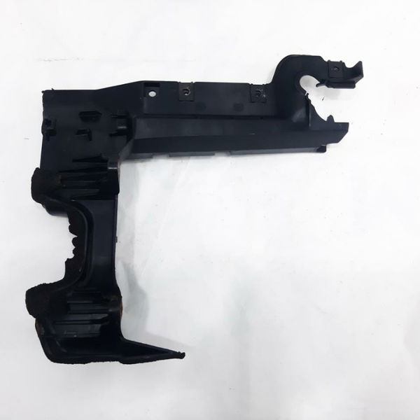 Suporte Parachoque Traseiro Direito Evoque 2014 6g9n10724fg