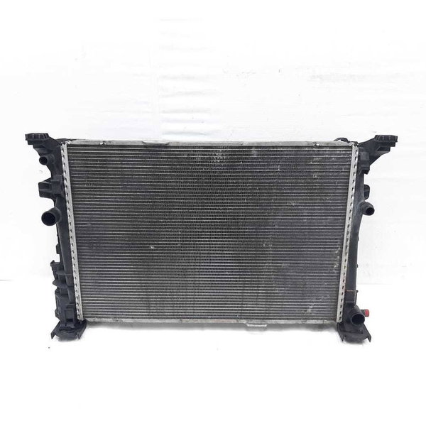 Radiador Água Condensador Mercedes A200 2014 A2465000454