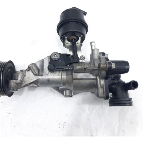 Bomba Da Agua Mercedes A200 1.6 Turbo 2014 P/no A2702000601