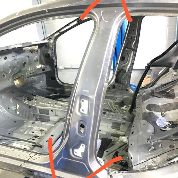 Coluna Central T Lado Esquerdo Mercedes A200 2014