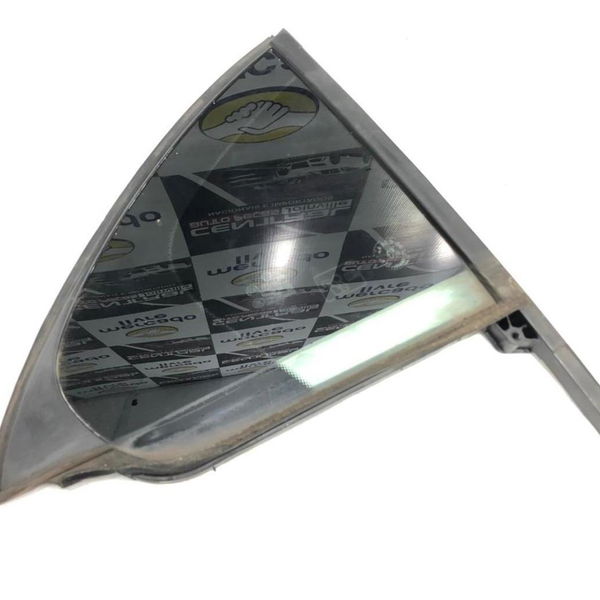 Vidro Fixo Lateral Traseiro Direito Mercedes A200 2014