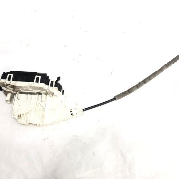 Fechadura Traseira Esquerda Mercedes A200 2014 A2047302735