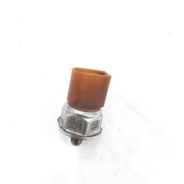 Sensor Flauta Combustível Audi A3 1.4 2016 04c906054b