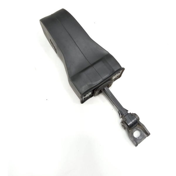 Limitador Porta Traseira Esquerda Vw Jetta 2013