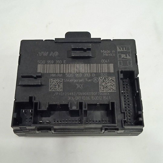 Módulo Porta Dianteira Esquerda Audi A3 2016 5q0959393