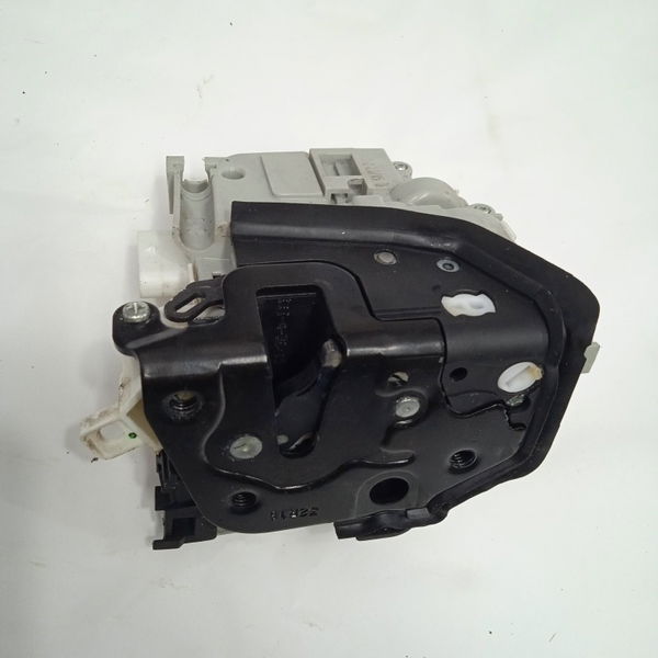 Fechadura Porta Dianteira Direita Audi A3 2016 8x1837016