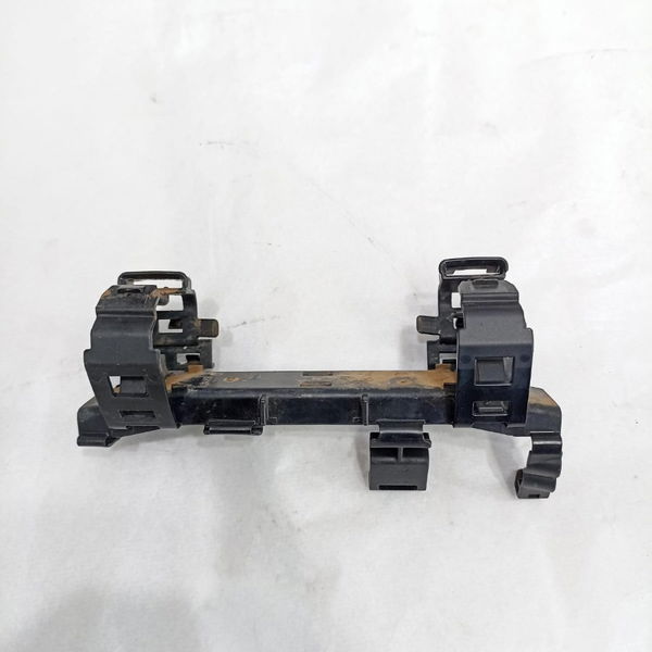 Suporte Sensor Abs Traseiro Esquerdo Bmw 320i 2015