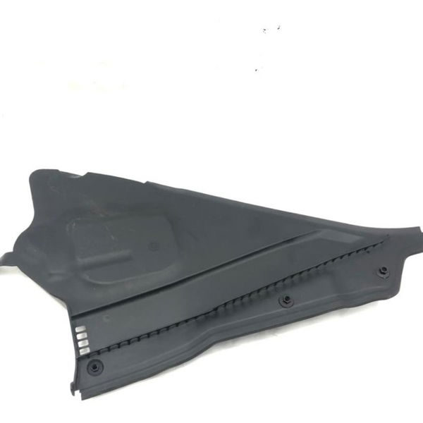 Acabamento Esquerdo Churrasqueira Bmw 320 2015 2016 53922010
