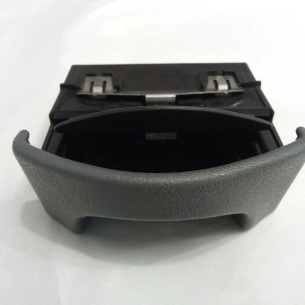 Cinzeiro Porta Objetos Citroen Xsara Picasso 2004 9635581577