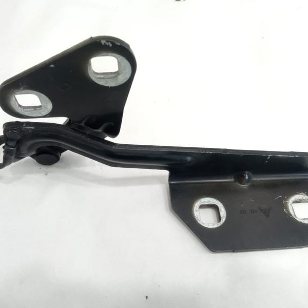 Dobradiça Capo Lado Direito Xsara Picasso 2004 Detalhe