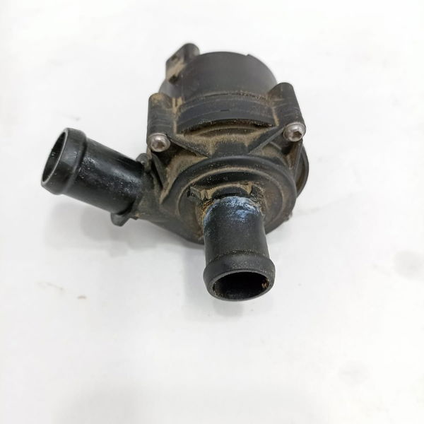 Bomba Da Água Auxiliar Audi A3 2015 5q0965567