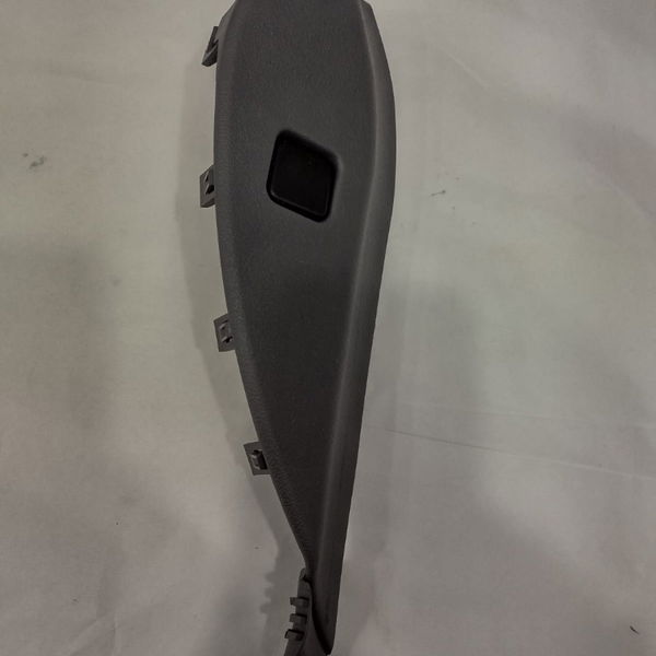 Acabamento Painel Lateral Direito Citroen Picasso 2005 2006