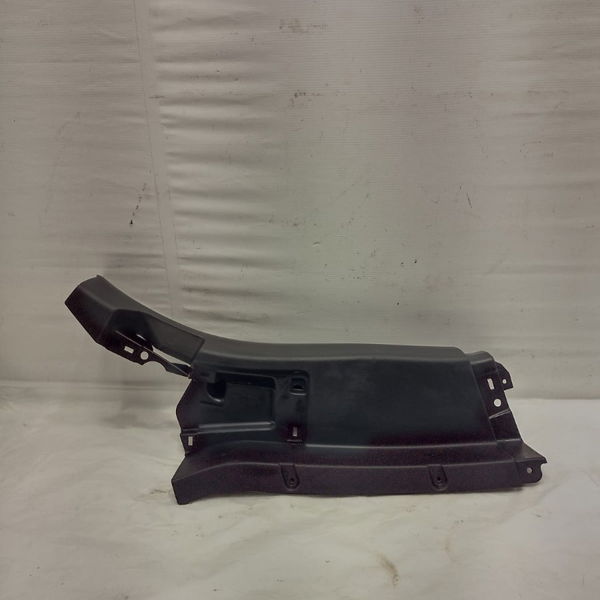 Acabamento Traseiro Direito Fiat Toro 2020 1002176670