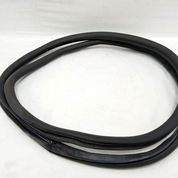 Borracha Porta Traseira Esquerda Fiat Toro Diesel 2020