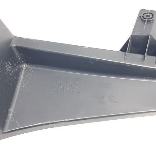 Acabamento Entrada Ar Dianteiro Audi Q3 2016 8u1819979