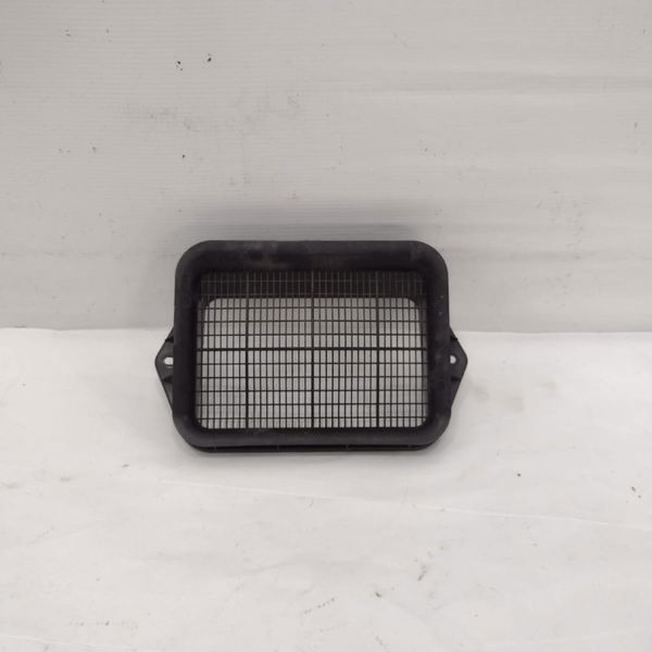 Grade Duto Entrada Ar Audi Q3 2016 5n0815479