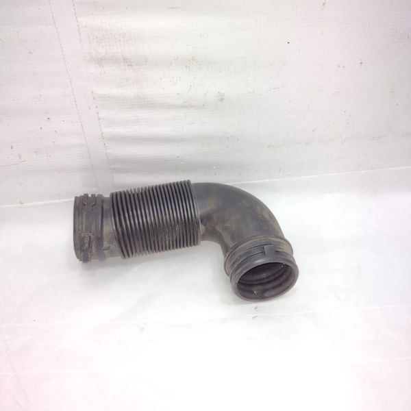 Duto Entrada Filtro Ar Audi Q3 2016 8u0129618