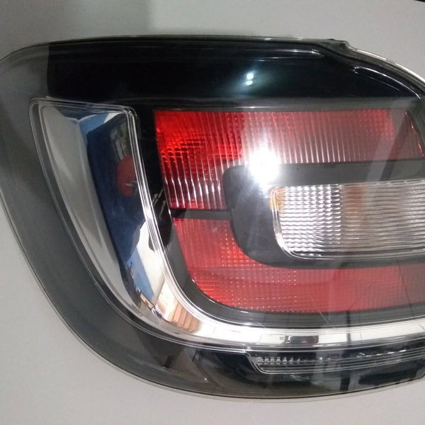 Lanterna Traseira Sandero Stepway Lado Esquerdo 2015