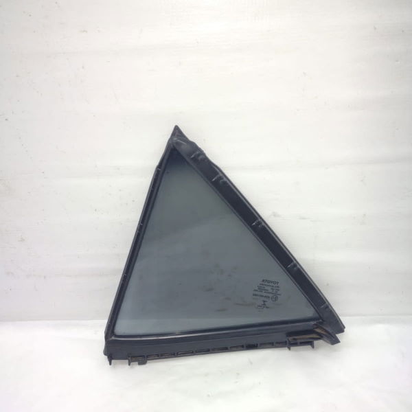 Vidro Fixo Porta Traseira Direita Toyota Corolla 2016