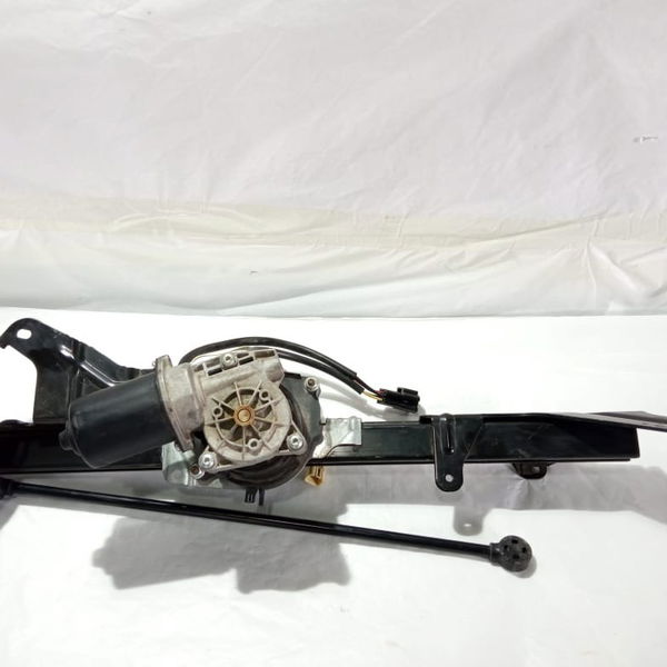 Maquina Motor Tampa Traseira  Vera Cruz 2011 81770-3j101