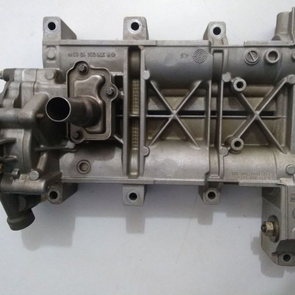 Bomba De Óleo Mercedes C180 2012  R2710341003